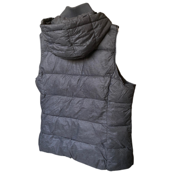 Cool Code Sleeveless Vest - Image 3