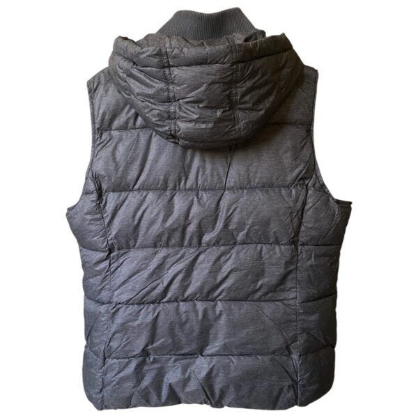 Cool Code Sleeveless Vest - Image 2